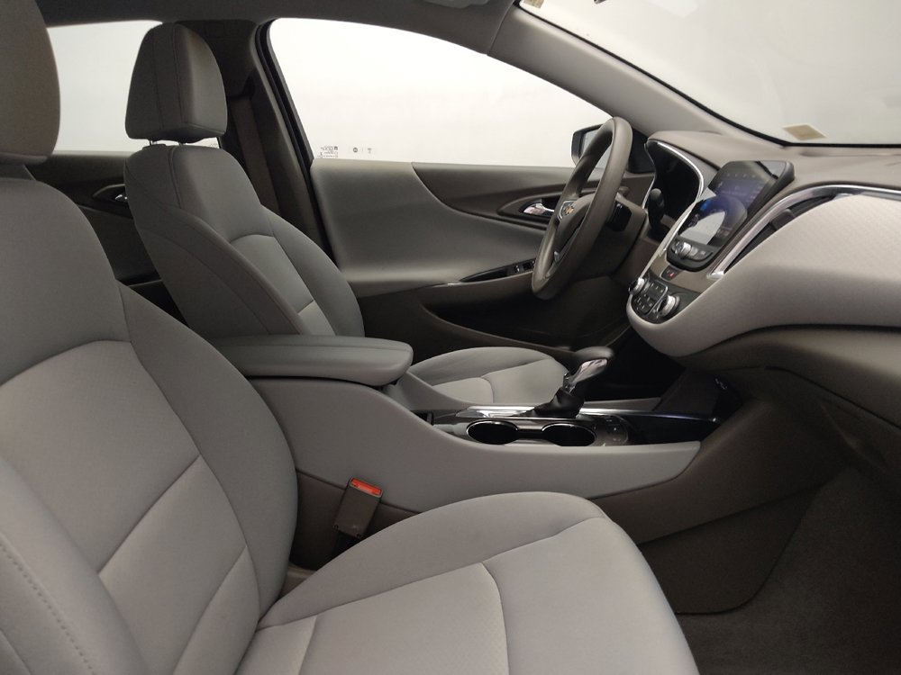 Used 2021 Chevrolet Malibu LT image 21