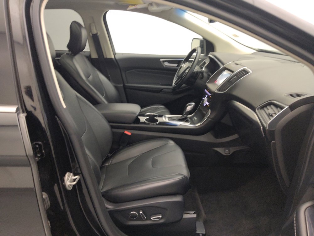 Used 2017 Ford Edge Titanium w/ Equipment Group 301A image 21