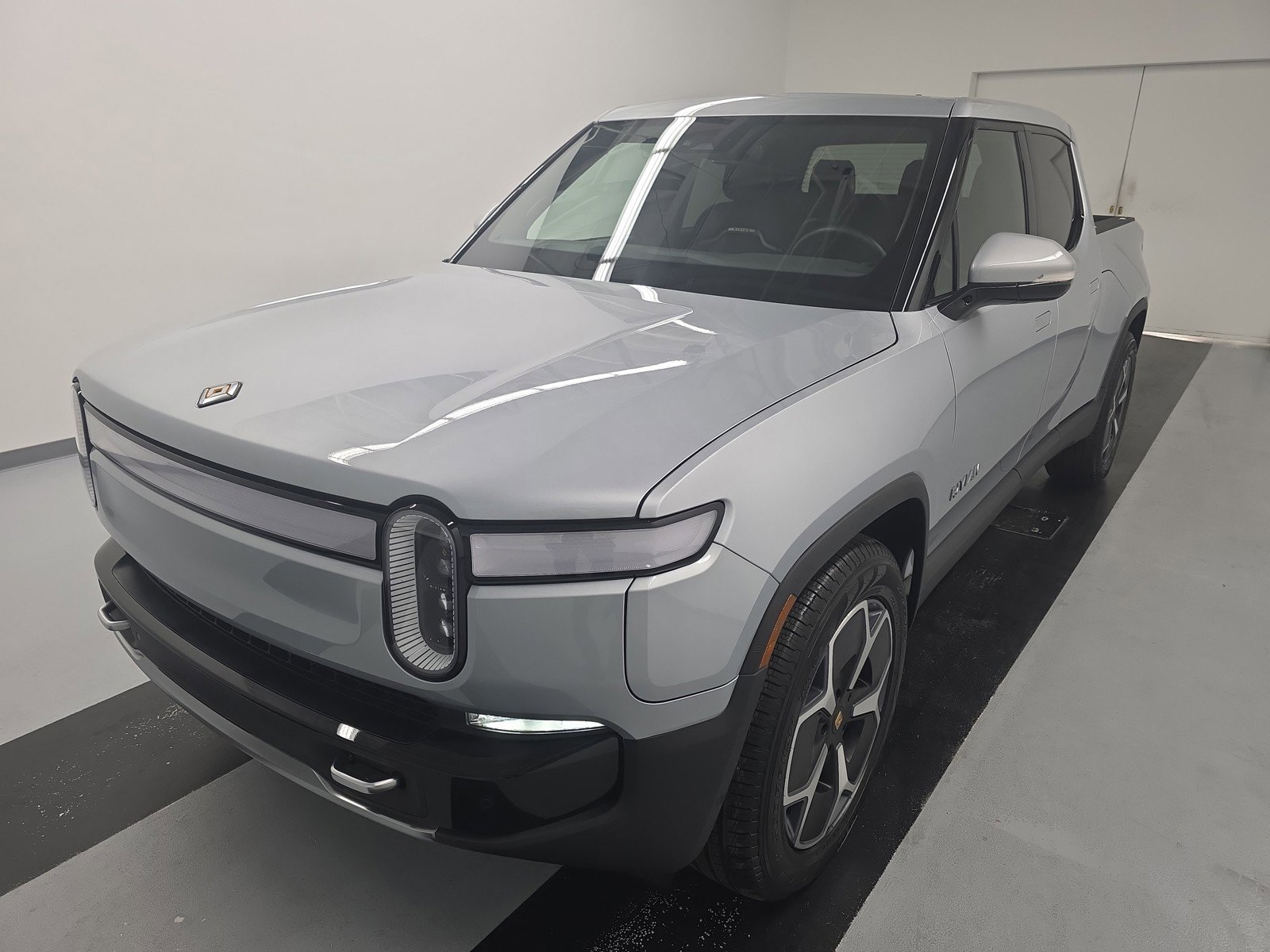 Used 2024 Rivian R1T Adventure
