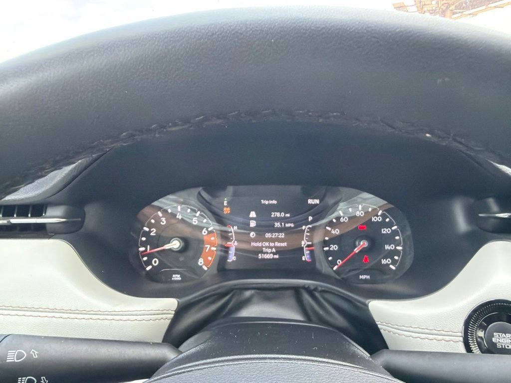 Used 2025 Jeep Compass Limited AWD/4WD image 19