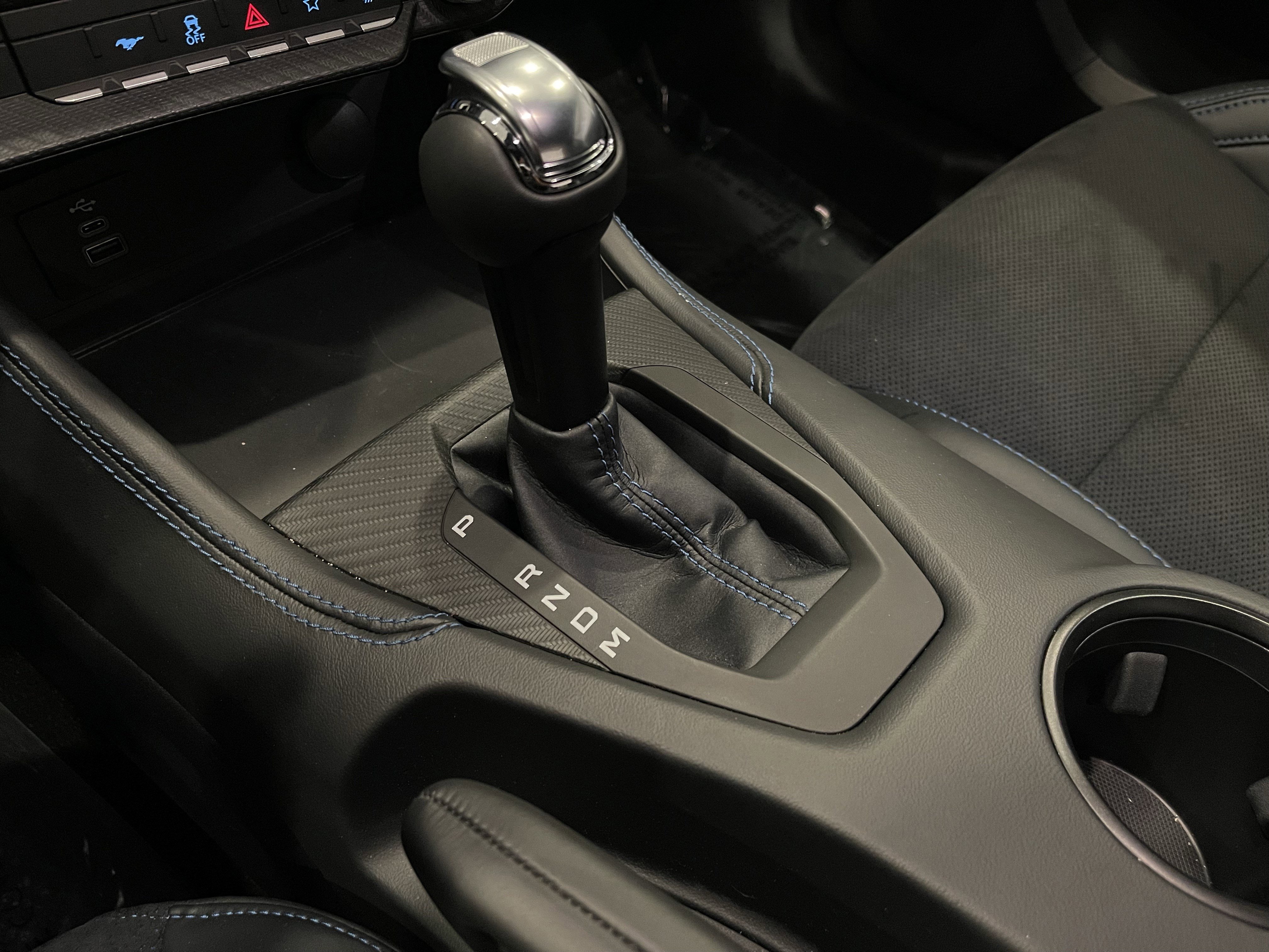 Used 2025 Ford Mustang Dark Horse image 18