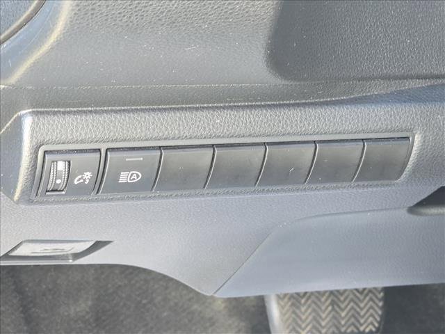 Used 2022 Toyota Corolla LE image 8