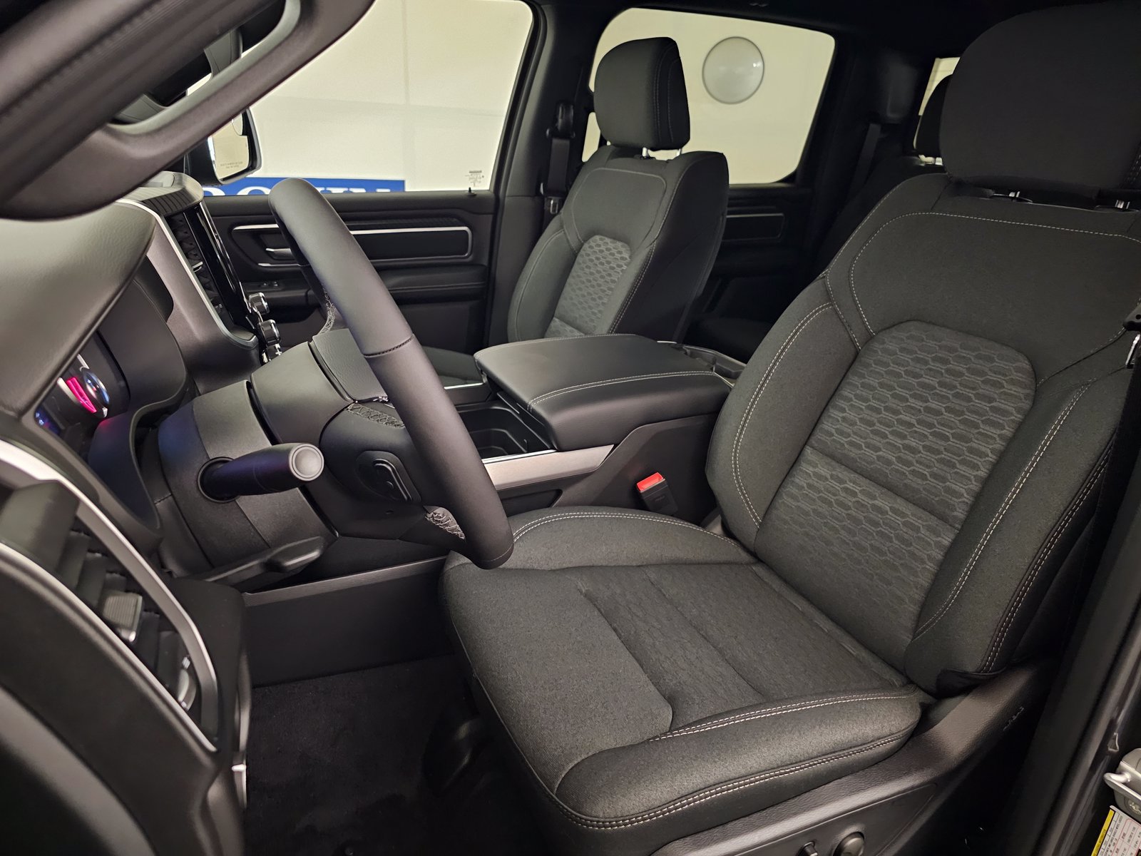 New 2026 RAM 1500 Big Horn AWD/4WD image 13