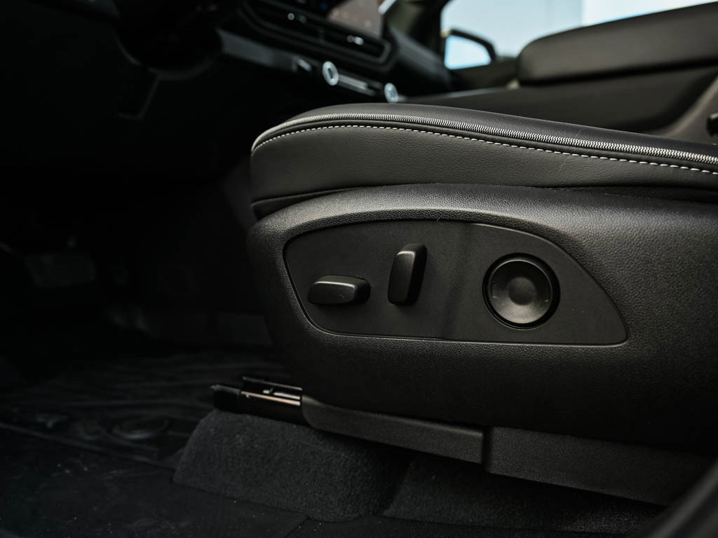 New 2026 Chevrolet Silverado EV LT image 15