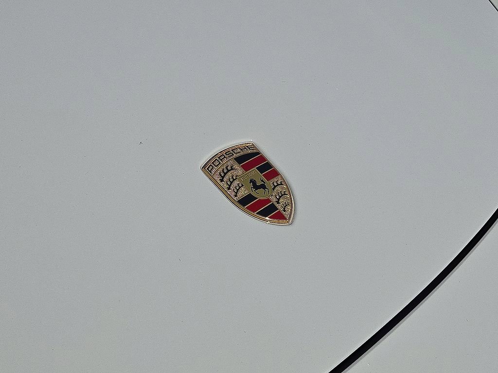 Used 2022 Porsche Taycan 4 Cross Turismo image 10