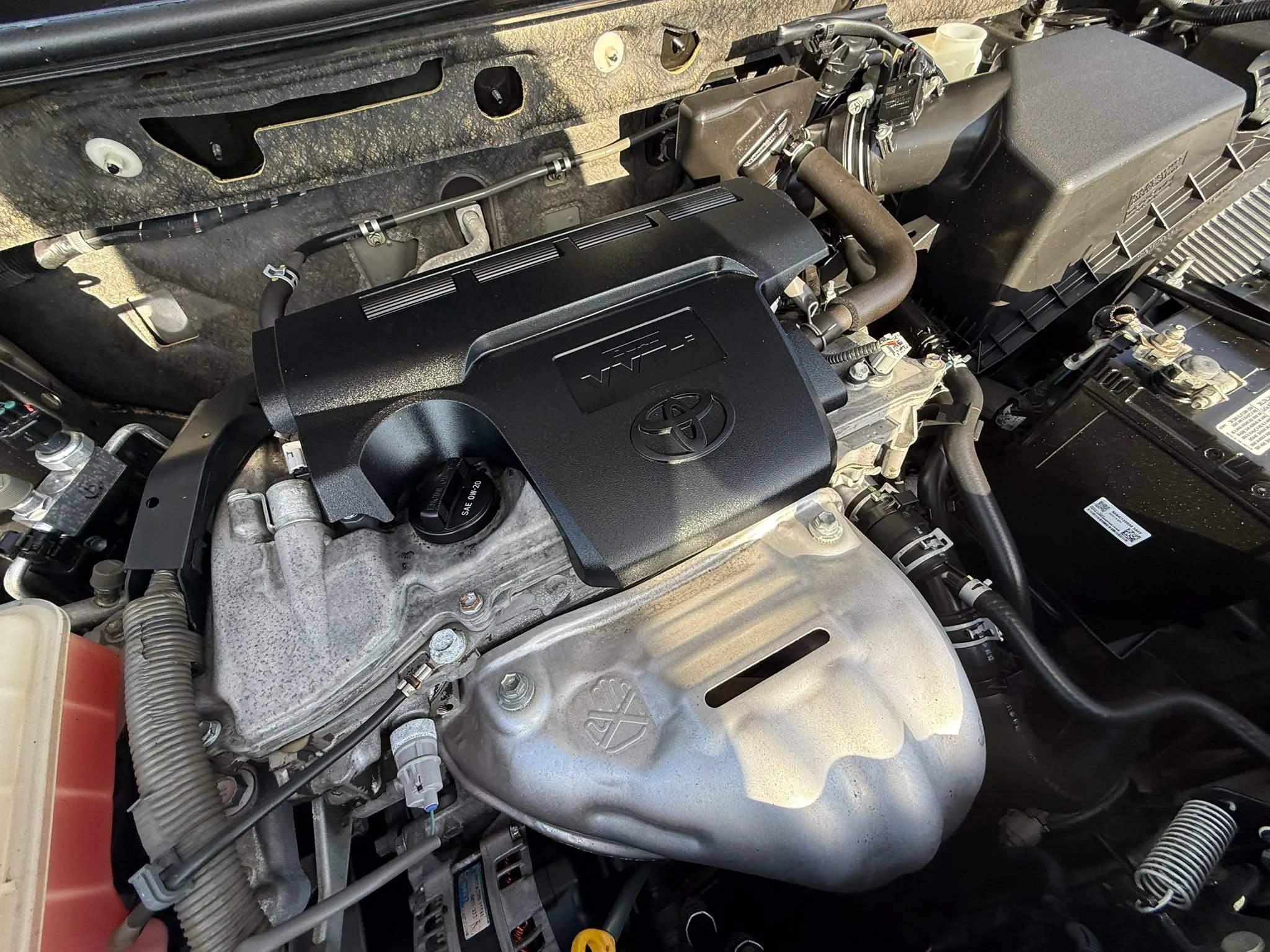 Used 2017 Toyota RAV4 LE FWD image 25