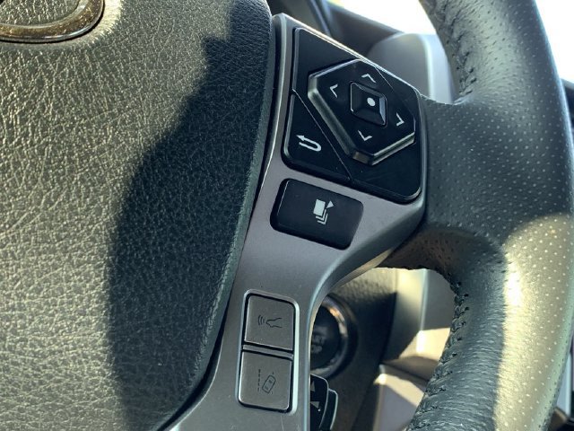 Used 2021 Toyota 4Runner SR5 RWD image 23