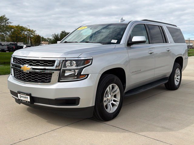 Used 2018 Chevrolet Suburban LT AWD/4WD image 2