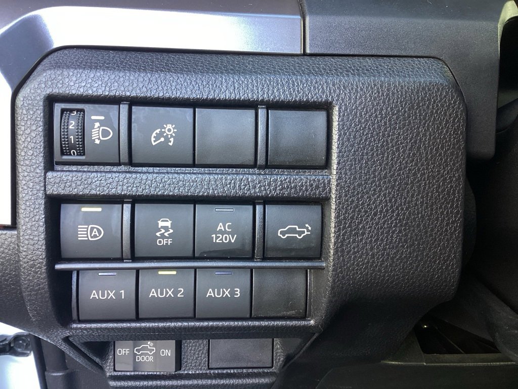 Used 2024 Toyota Tacoma TRD Off-Road image 21