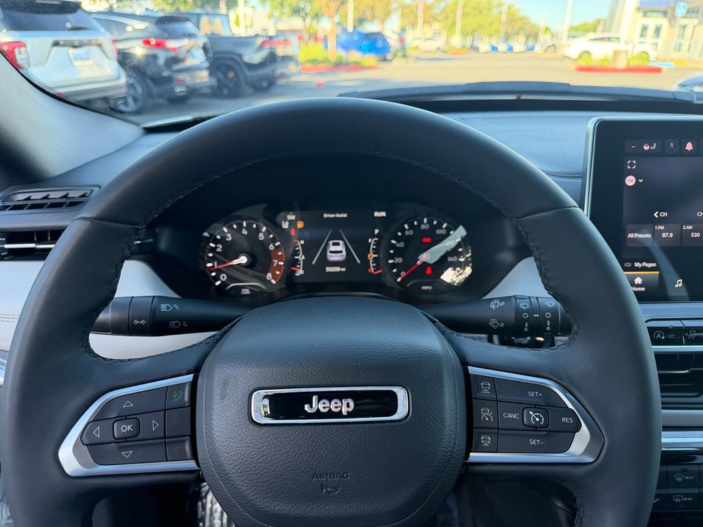 Used 2024 Jeep Compass Limited AWD/4WD image 14