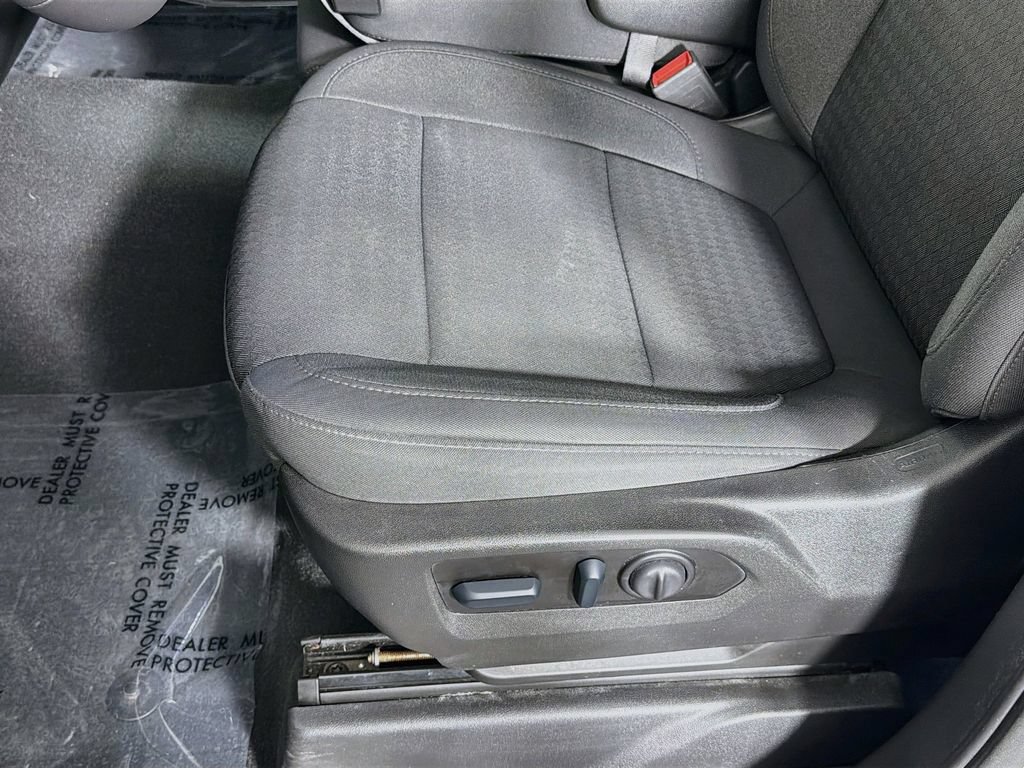 Used 2022 Chevrolet Silverado 1500 LT AWD/4WD image 18