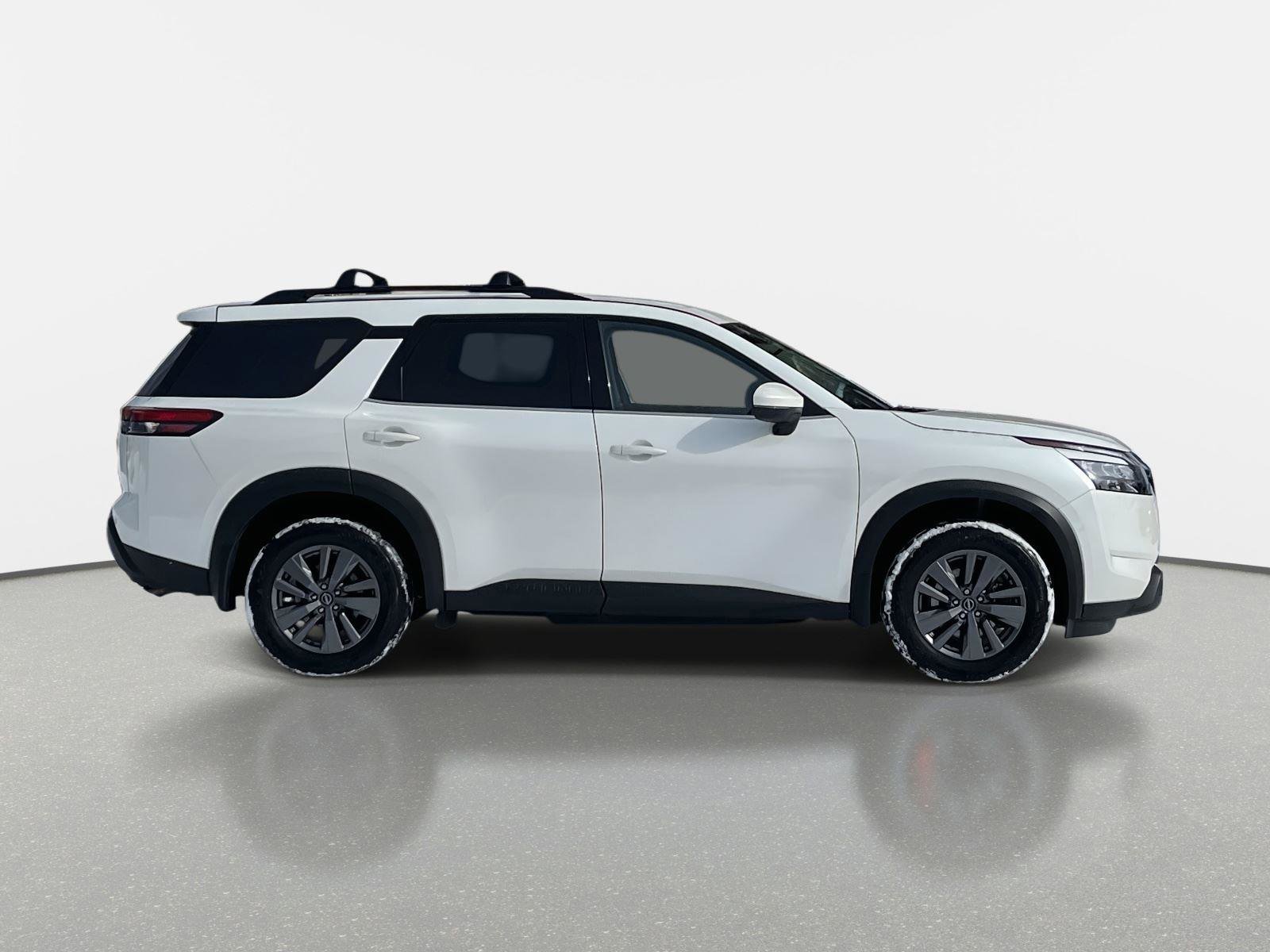 Certified 2024 Nissan Pathfinder SV w/ Cargo Package image 4