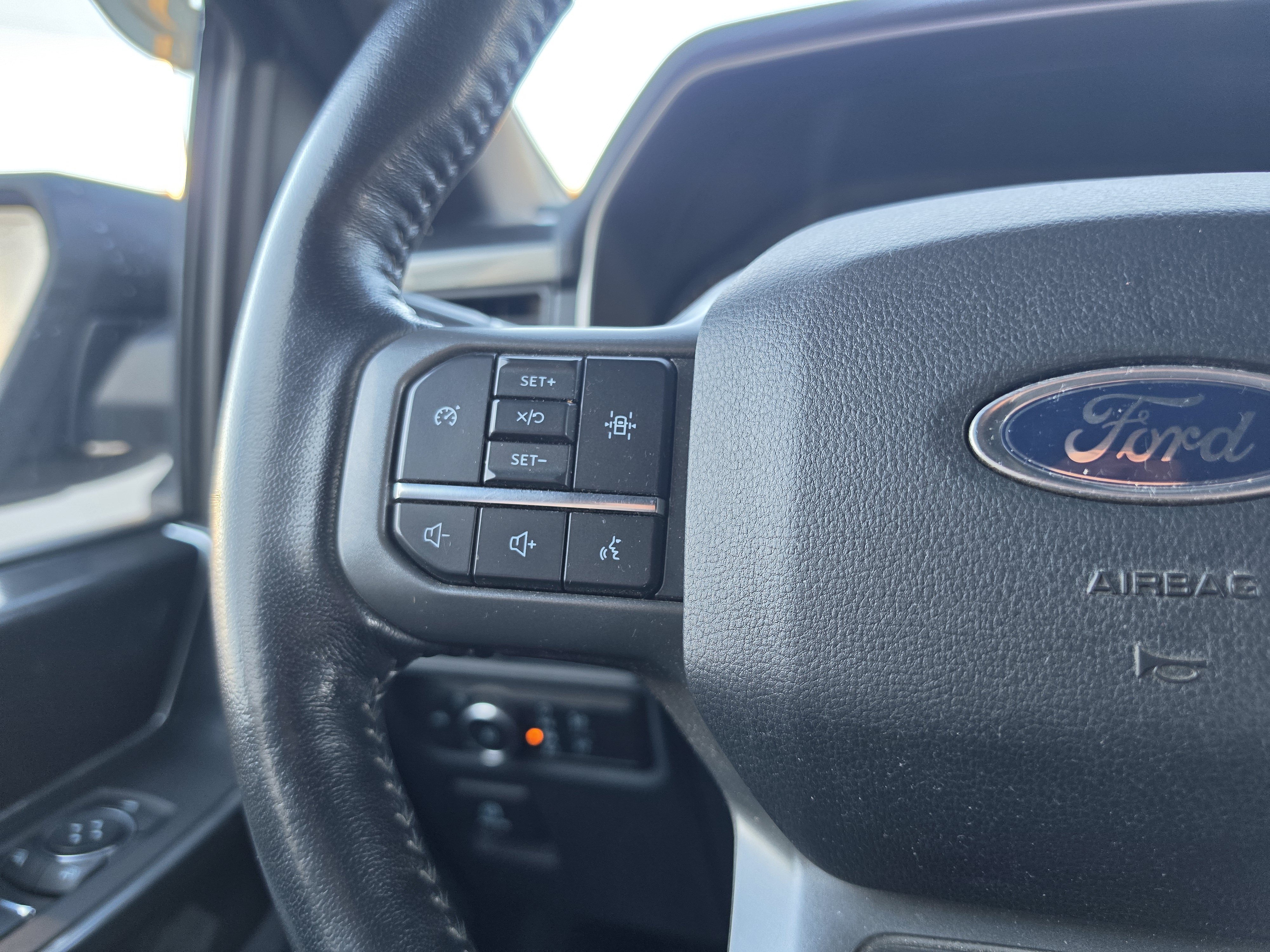 Used 2022 Ford F150 XLT w/ Equipment Group 302A High AWD/4WD image 20