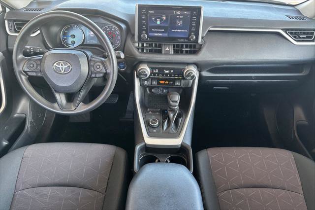 Certified 2019 Toyota RAV4 XLE w/ Convenience Package AWD/4WD image 3