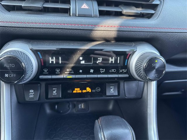 Used 2023 Toyota RAV4 SE image 20