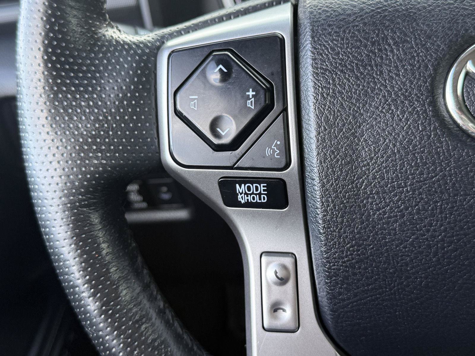 Used 2023 Toyota 4Runner Limited AWD/4WD image 27