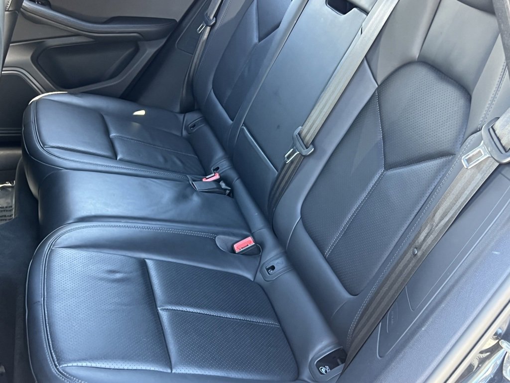 Used 2023 Porsche Macan S w/ Sport Chrono Package image 20