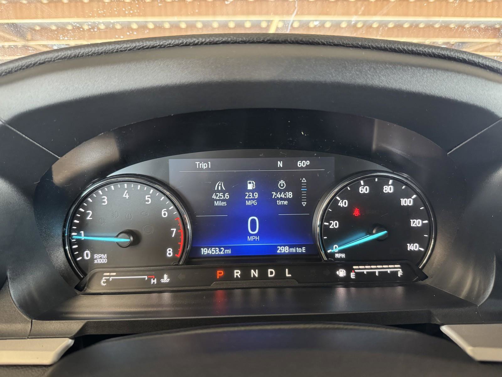 Used 2023 Ford Explorer XLT w/ Equipment Group 202A image 11