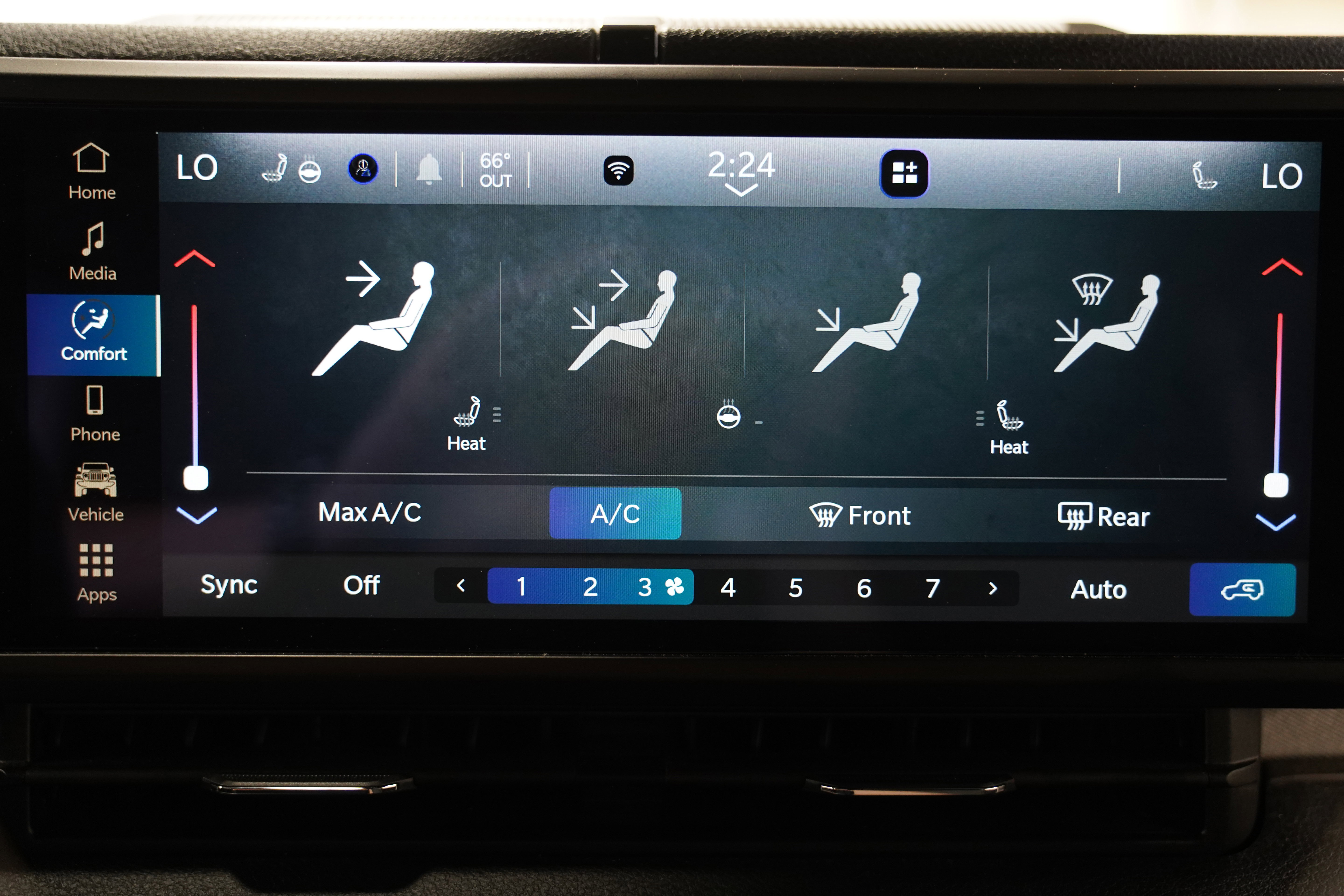 Used 2024 Jeep Wrangler Unlimited AWD/4WD image 24