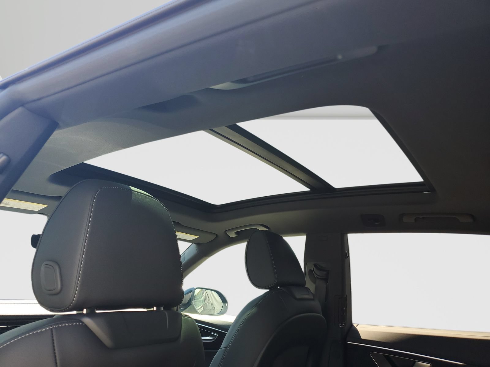 New 2026 Audi Q8 Premium Plus AWD/4WD image 15
