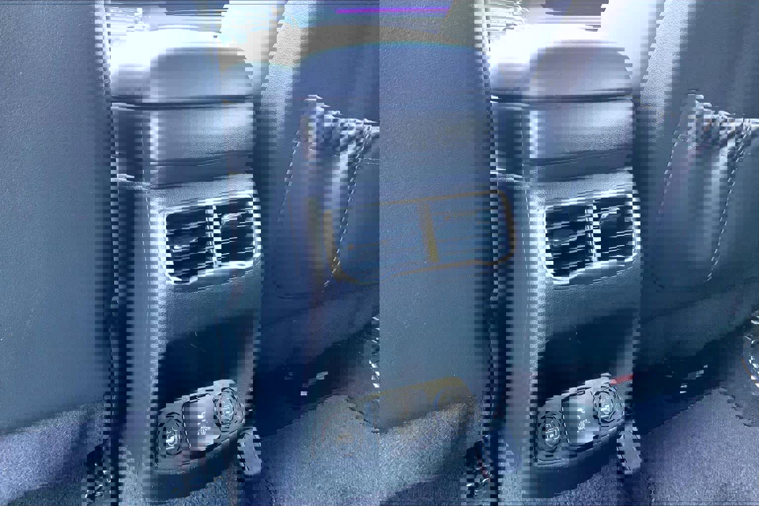 Used 2022 Hyundai Santa Fe Calligraphy image 33