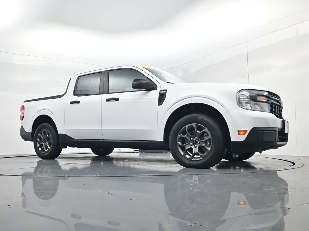 Used 2024 Ford Maverick XLT w/ Equipment Group 300A Standard AWD/4WD image 31