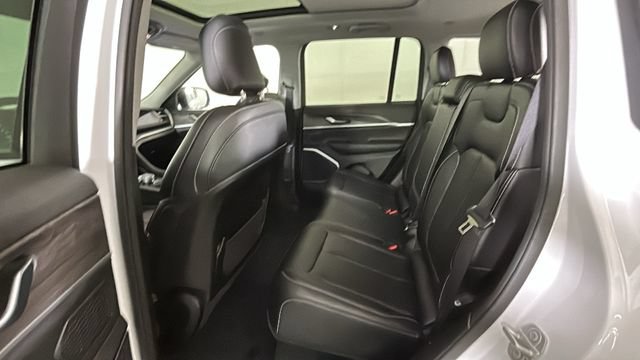 Used 2023 Jeep Grand Cherokee 4WD 4xe image 26