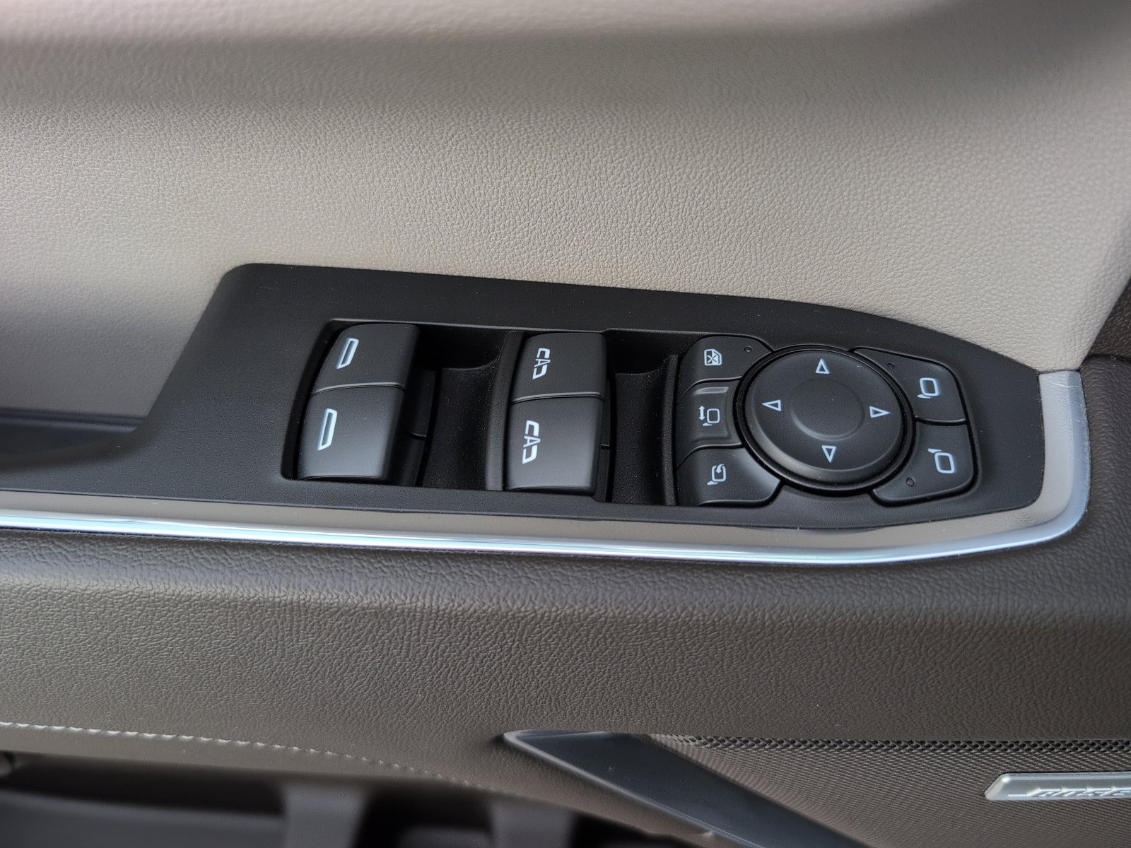 Used 2024 GMC Sierra 2500 SLT w/ SLT Premium Package image 20