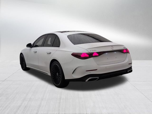 Used 2024 Mercedes-Benz E 350 4MATIC Sedan image 7