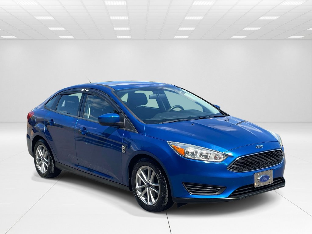 Used 2018 Ford Focus SE FWD image 1