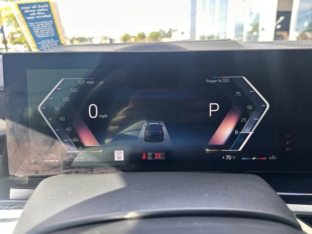 Used 2024 BMW X7 xDrive40i w/ M Sport Package image 17