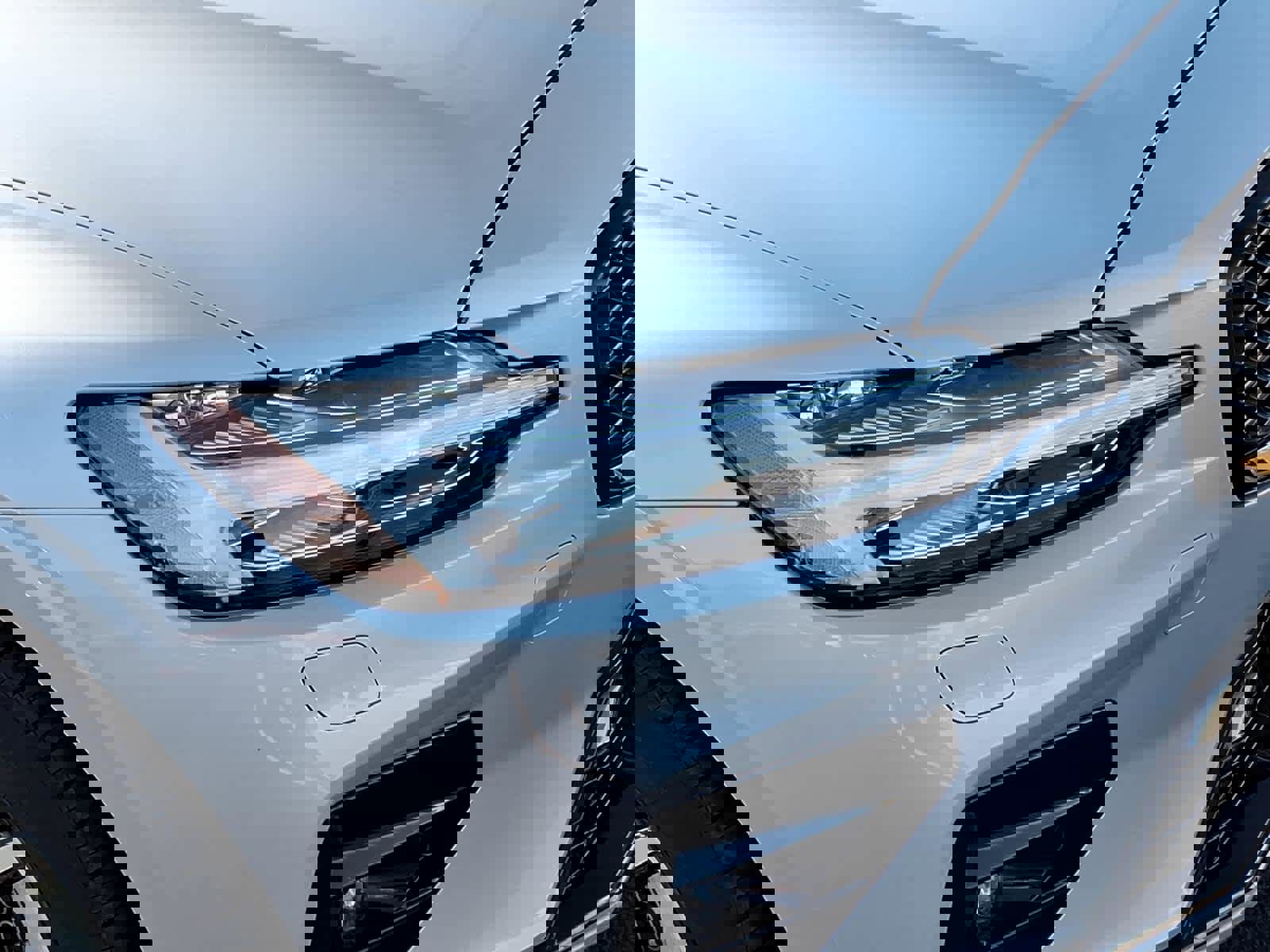 Used 2025 Volvo S60 B5 Core image 8