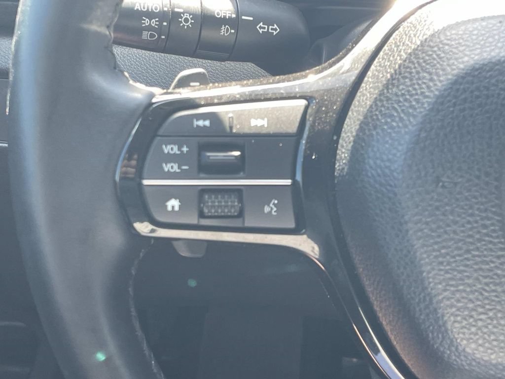 Used 2025 Honda Pilot EX-L image 24