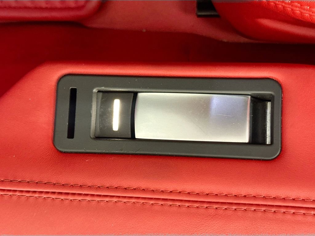 Used 2018 Lamborghini Aventador S image 18