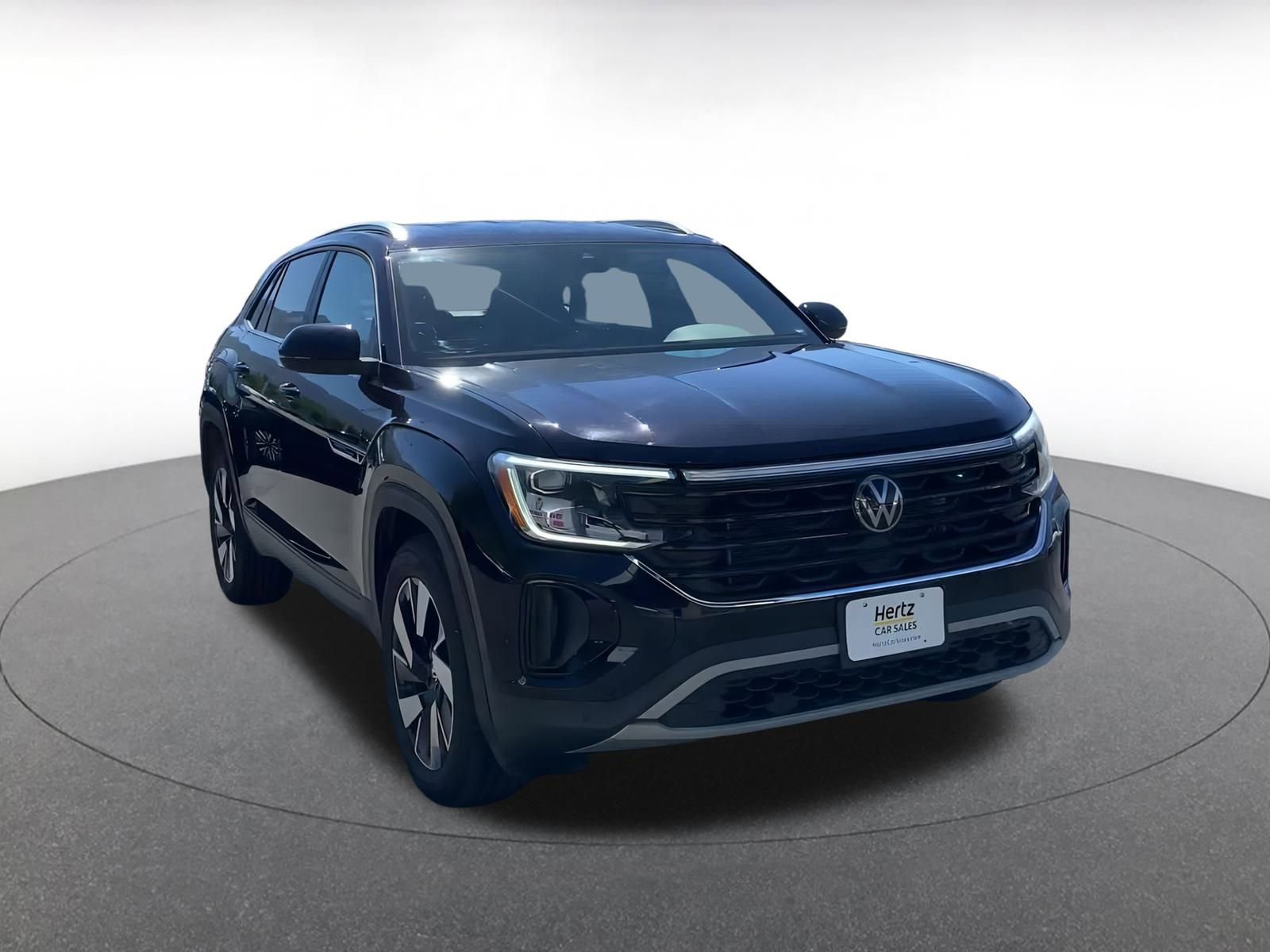 Used 2024 Volkswagen Atlas Cross Sport SE image 3