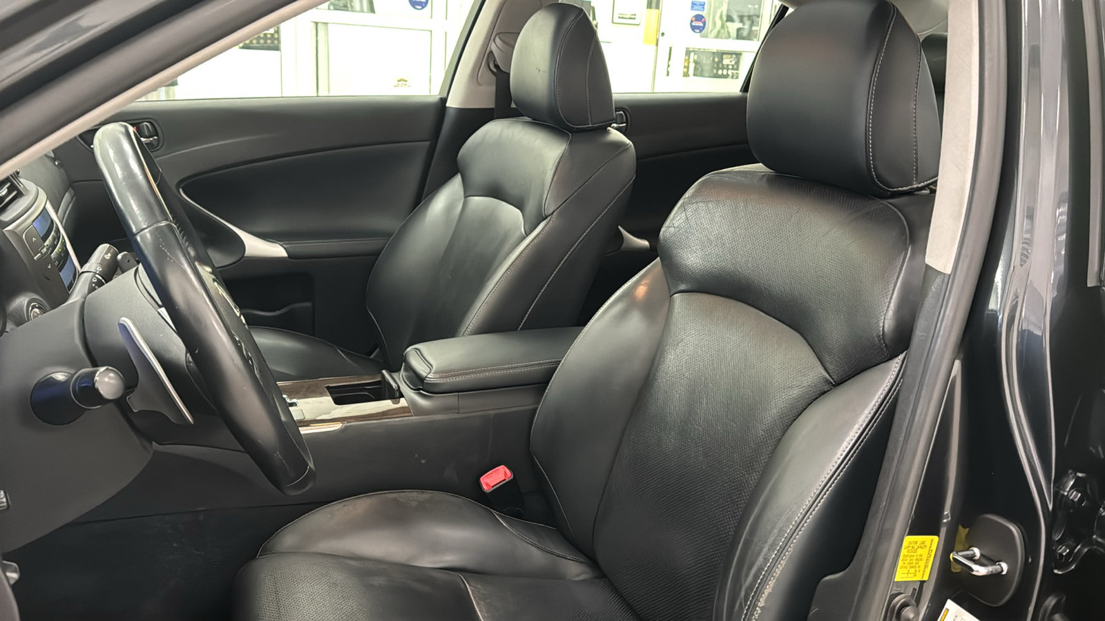 Used 2011 Lexus IS 250 AWD w/ Premium Pkg Value Edition image 21