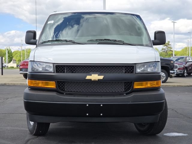 New 2026 Chevrolet Express 2500 w/ Driver Convenience Package RWD image 10