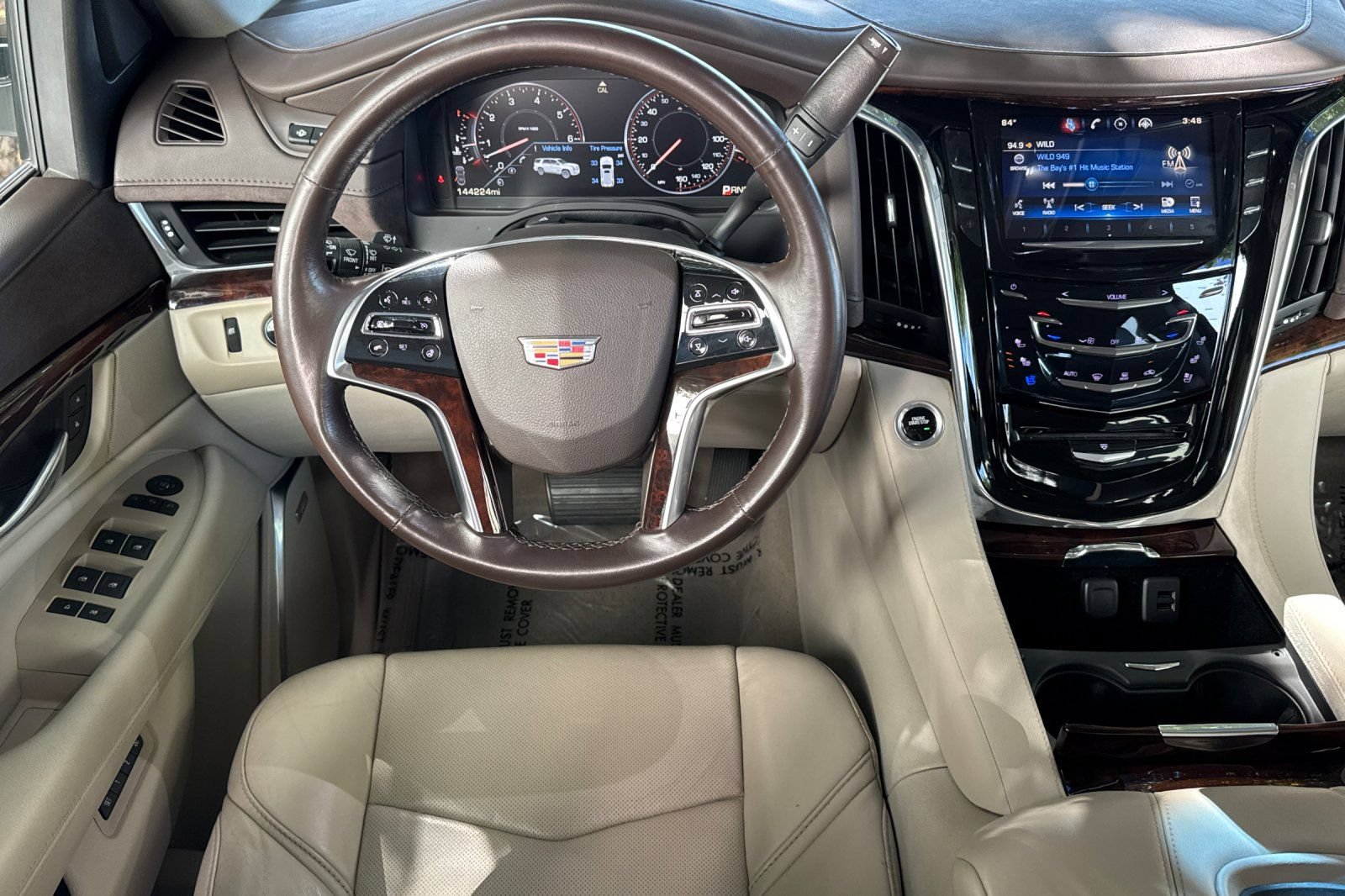 Used 2015 Cadillac Escalade ESV Luxury AWD/4WD image 14
