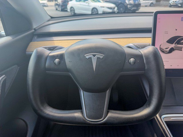 Used 2021 Tesla Model Y Long Range AWD/4WD image 8