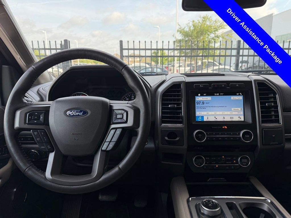 Used 2018 Ford Expedition XLT w/ Equipment Group 202A image 8