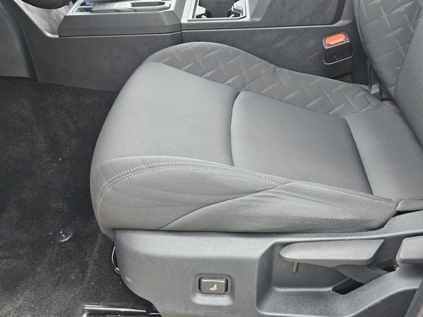 Used 2024 Toyota Tacoma SR RWD image 28