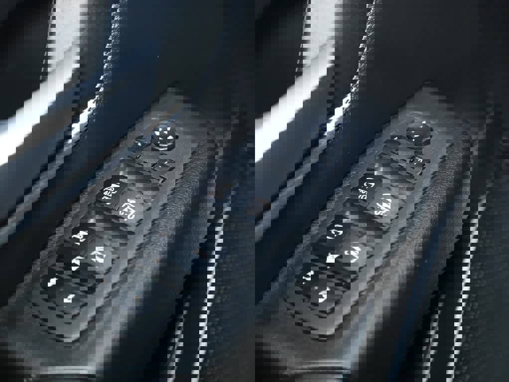 Used 2023 RAM 1500 Big Horn image 16