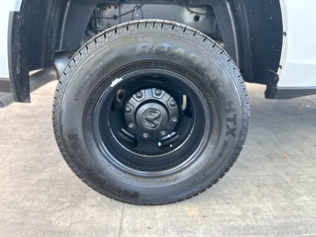 Used 2025 RAM 3500 Tradesman AWD/4WD image 21
