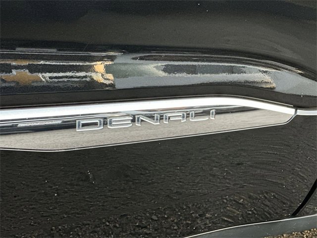 Used 2020 GMC Acadia Denali image 32