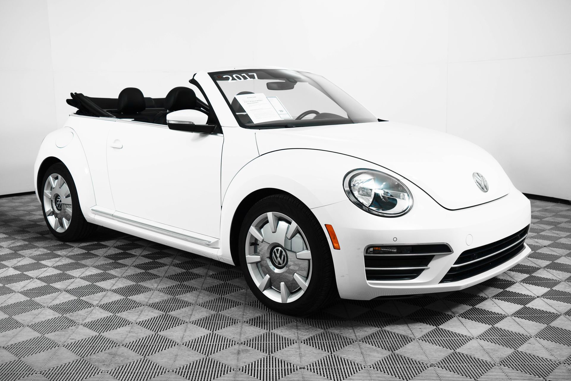 Used 2017 Volkswagen Beetle 1.8T SEL