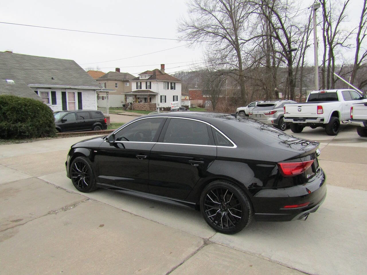 Used 2018 Audi A3 2.0T Premium Plus image 3