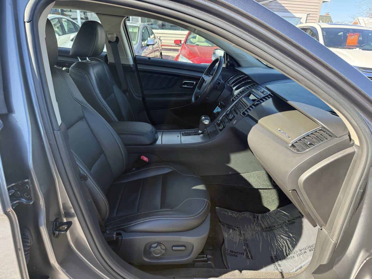 Used 2012 Ford Taurus SEL image 10