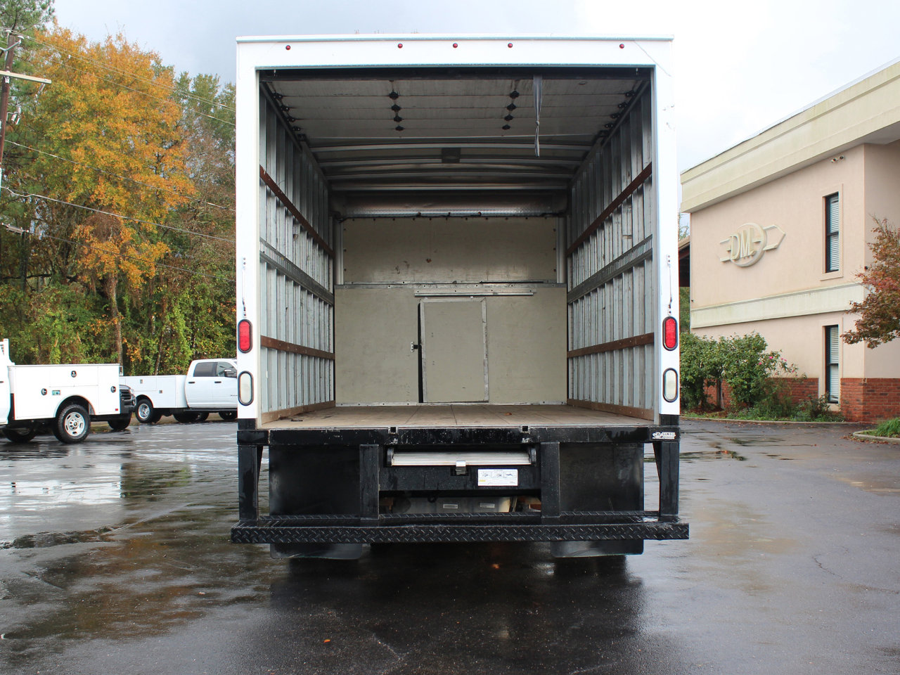 Used 2019 Ford E-450 and Econoline 450 Super Duty w/ Power Windows & Locks Group image 14