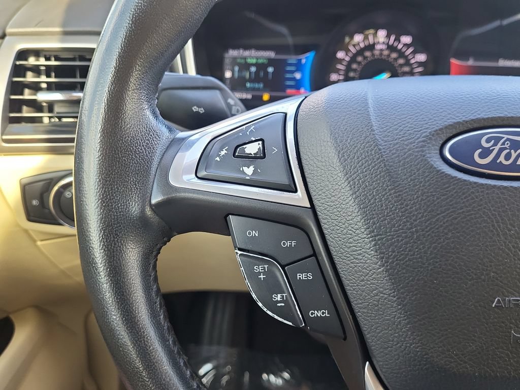 Used 2013 Ford Fusion SE FWD image 26