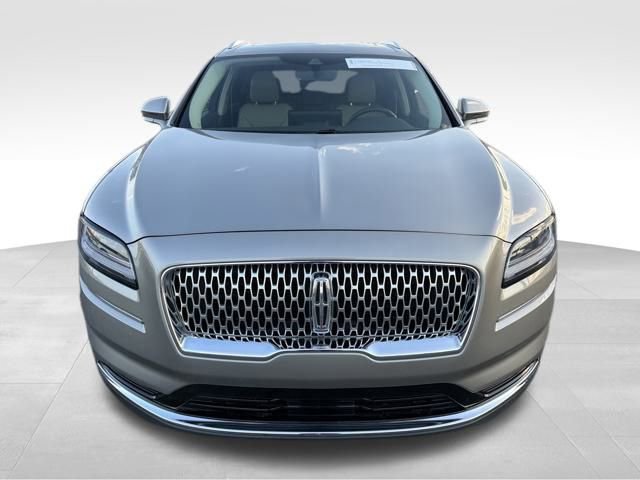 Used 2023 Lincoln Nautilus Reserve image 12